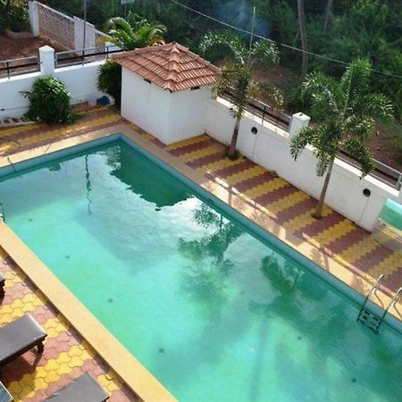 Pleasure Beach Resort Morjim Exterior foto