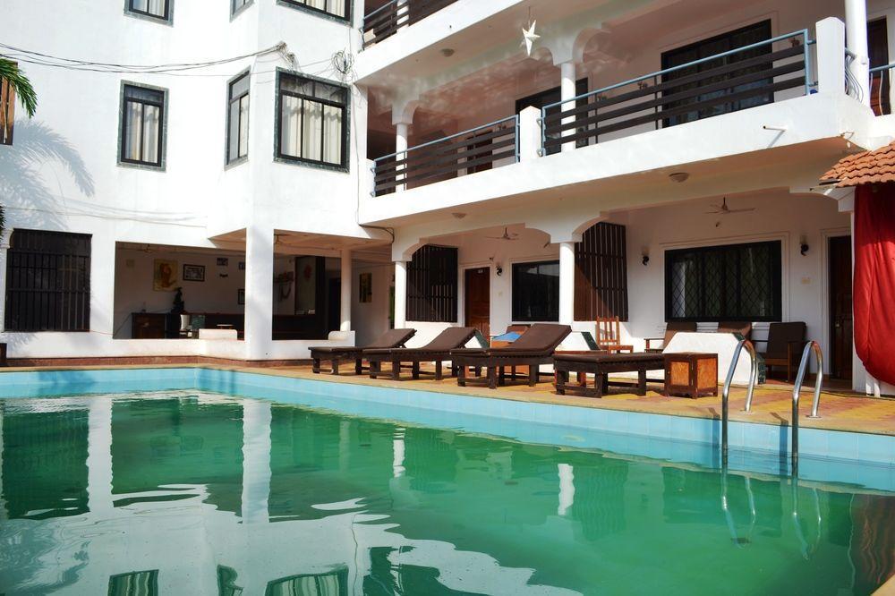 Pleasure Beach Resort Morjim Exterior foto